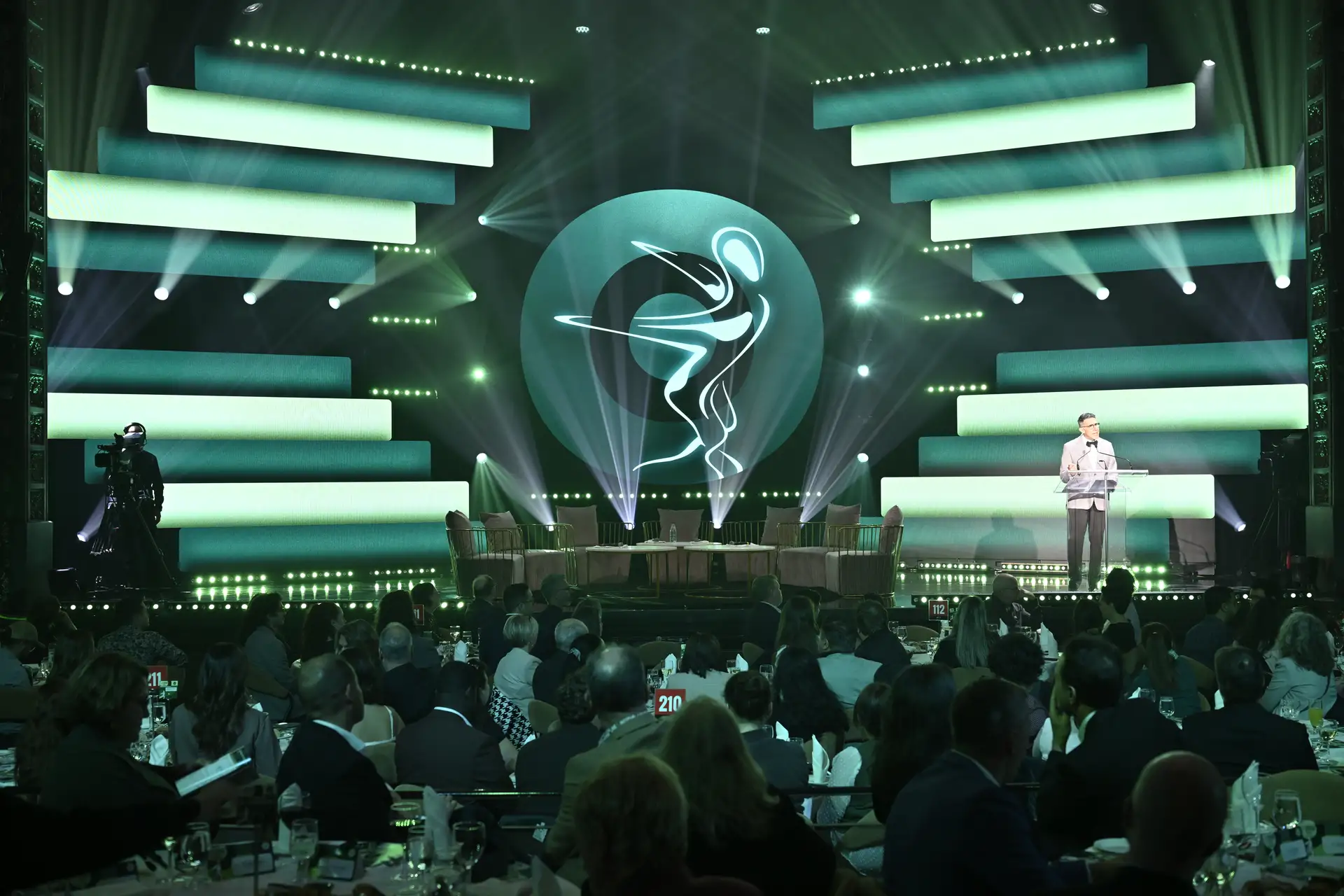 Thum_UNI gala 2026